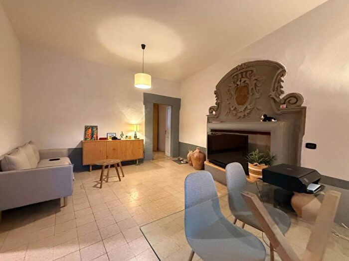 Appartamento trilocale in affitto in Via dei Fredi, Centro, Todi