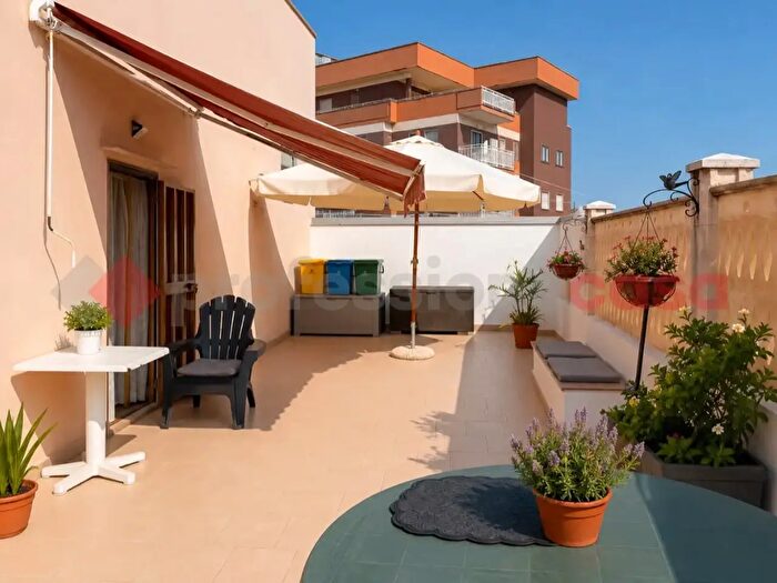 Casa trilocale in vendita in Via Cappuccini, Monopoli