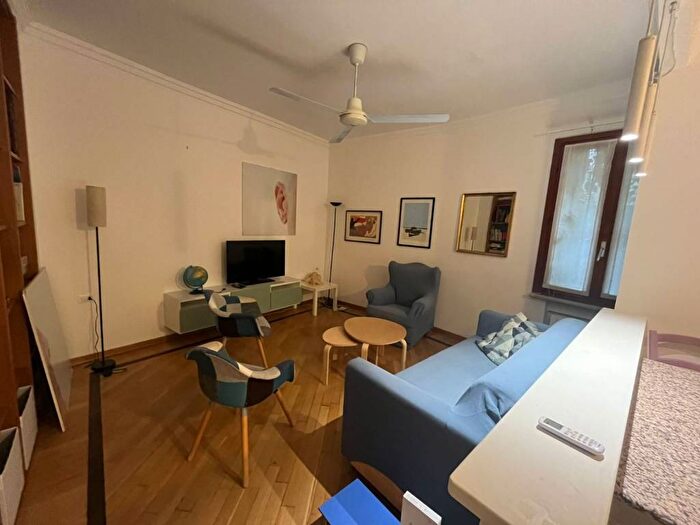 Appartamento bilocale in affitto in Via Giovanni Battista Niccolini, Paolo Sarpi, Milano