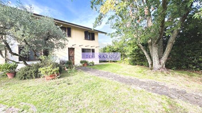 Casa con 6 locali in vendita in Via Jurij Gagarin, Monsummano Terme