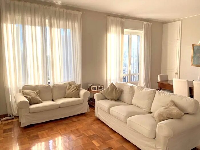 Appartamento quadrilocale in affitto in Viale Bianca Maria, Milano