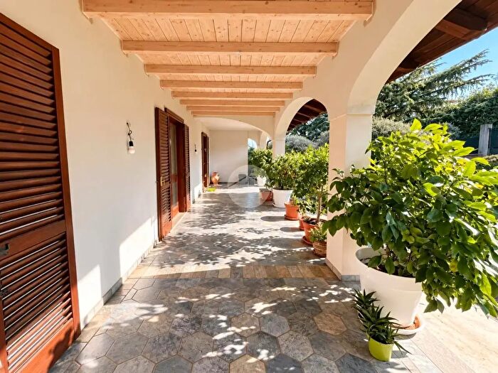 Casa con 6 locali in vendita in Via Belvedere, Candelo