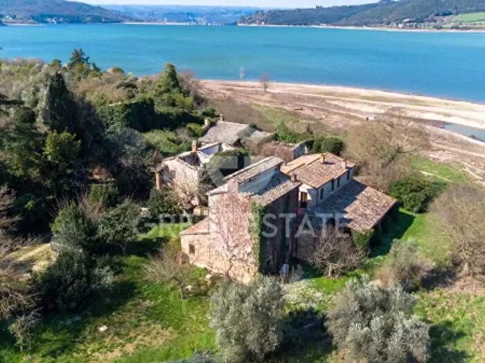 Casa con 6 locali in vendita in Vocabolo Pomurlo Vecchio, Baschi