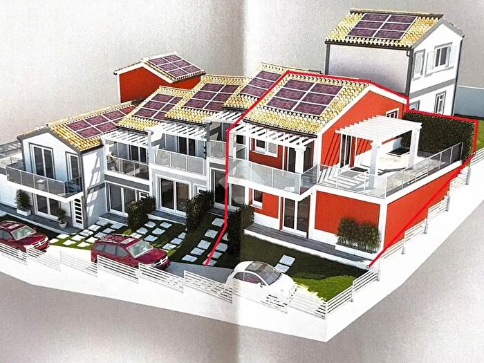 Casa quadrilocale in vendita in Via Eugenio Montale, Cagliari