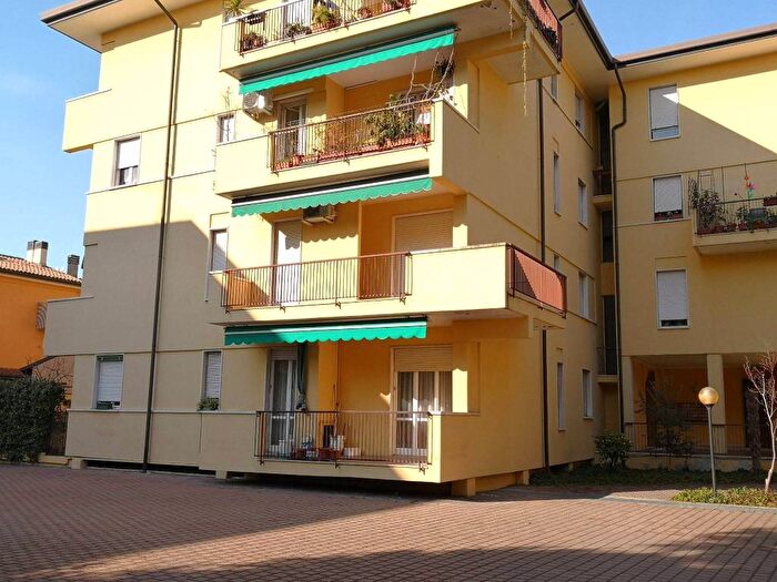 Appartamento bilocale in affitto in Via Elena da Persico, Santa Lucia Golosine, Verona