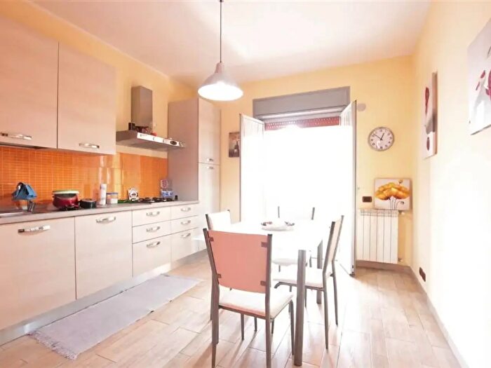 Appartamento trilocale in vendita in Via Gravina, Tremestieri Etneo