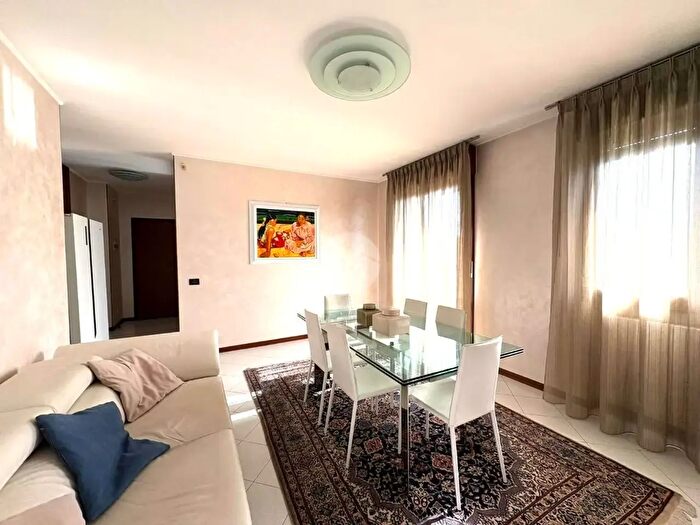 Appartamento quadrilocale in vendita in Via SantAntonio, Vigonza