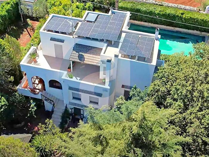Casa con 10 locali in vendita in Contrada Casa Busciana, Castellana Grotte