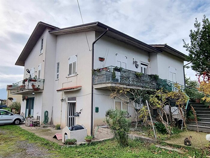 Casa con 5 locali in vendita in Contrada Colonna San Martino, Venticano
