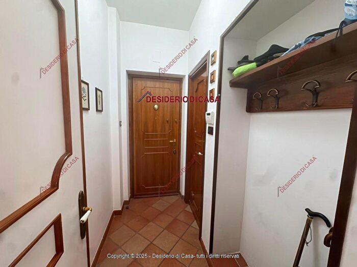 Appartamento con 5 locali in vendita in Palermo