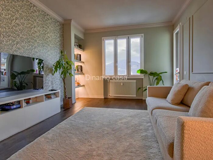 Appartamento trilocale in vendita in Prato