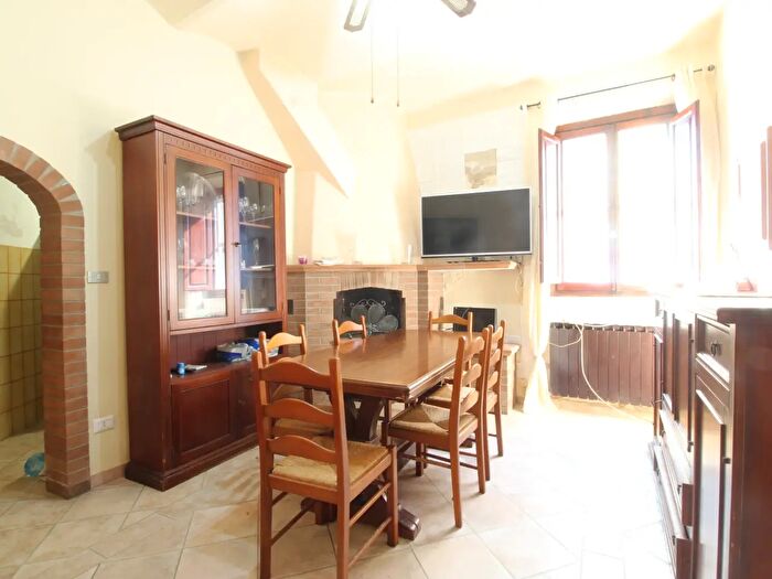 Appartamento quadrilocale in vendita in Via Giosuè Carducci, San Miniato
