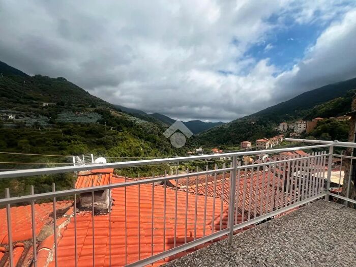 Appartamento quadrilocale in vendita in Via Visitazione, Ceriana