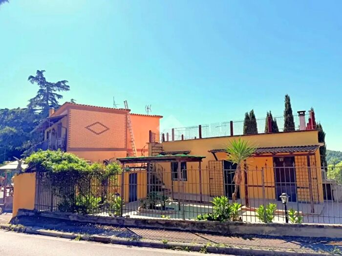 Casa con 5 locali in vendita in Contrada S Angelo, Ponzano Romano