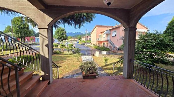 Casa con 6 locali in vendita in Via Case dAndrea, Coreglia Antelminelli