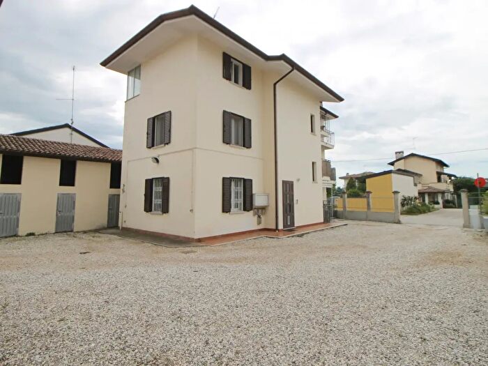 Appartamento trilocale in vendita in Via Verdi, Pozzuolo Del Friuli