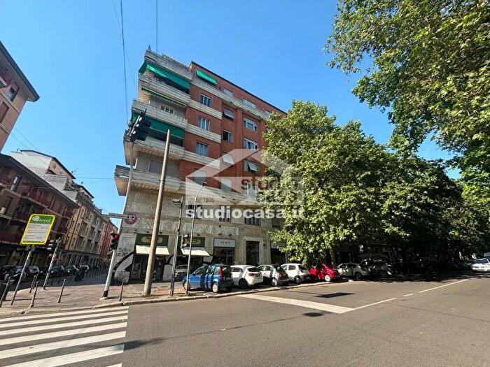 Appartamento trilocale in affitto in Via Tabacchi Odoardo, Milano
