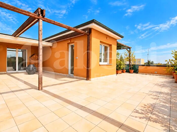 Appartamento quadrilocale in vendita in Via Colombarola, Bologna