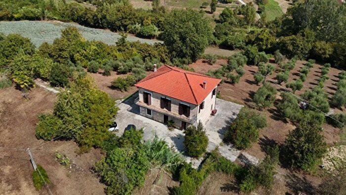 Casa con 7 locali in vendita in Picinella Arpino Frosinone, Arpino