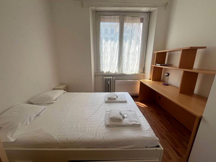 Appartamento bilocale in affitto in Via Santa Maria Valle, Carrobbio, Milano