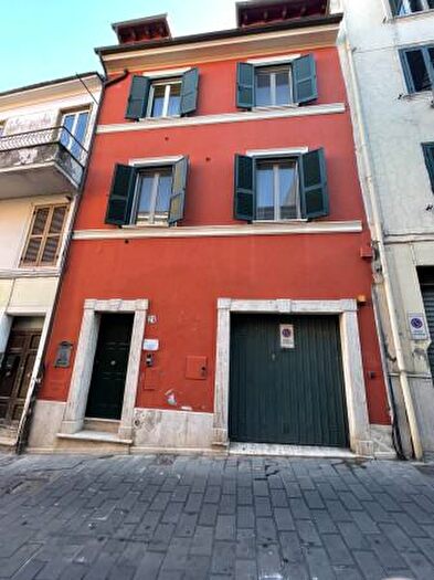 Casa con 5 locali in vendita in Via Quintino Sella, Frosinone