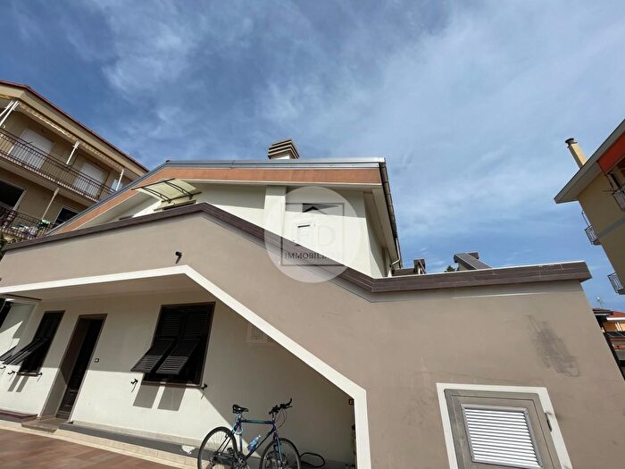 Appartamento bilocale in vendita in Via Dante, Loano