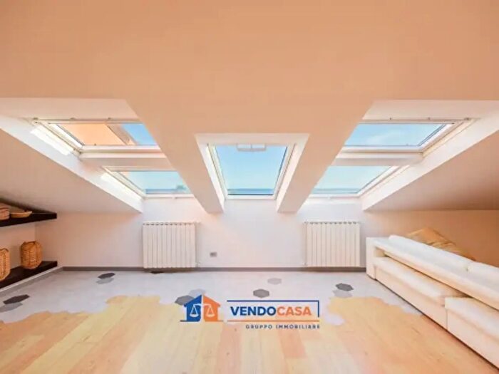 Appartamento trilocale in vendita in Via SantAmbrogio, Varazze