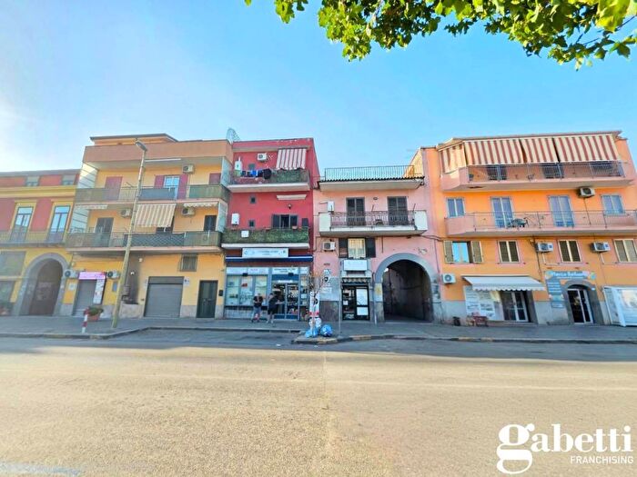 Appartamento bilocale in affitto in VIA ROMA, Centro, Pomigliano d'Arco