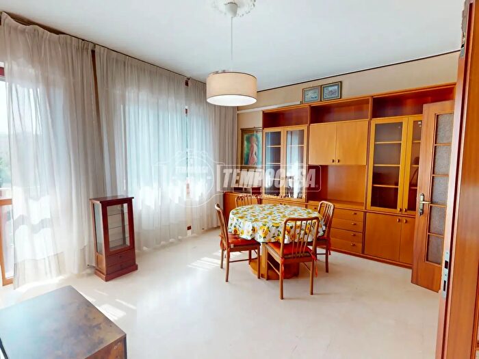 Appartamento trilocale in vendita in Cinisello Balsamo