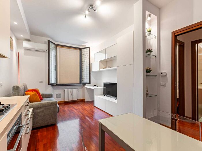 Appartamento bilocale in affitto in Via Antonio Fogazzaro, Montenero, Milano