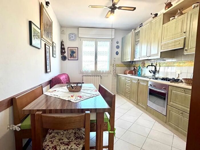 Appartamento quadrilocale in vendita in Arigliano, Empoli