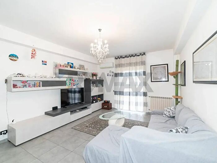 Appartamento con 5 locali in vendita in Via Pulei, Mascalucia