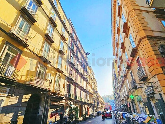 Appartamento trilocale in affitto in Corso Vittorio Emanuele, Chiaia, Napoli