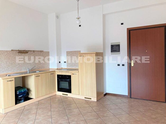 Appartamento bilocale in affitto in Via Savoldo, Villaggio Ferrari Duca degli Abruzzi, Brescia