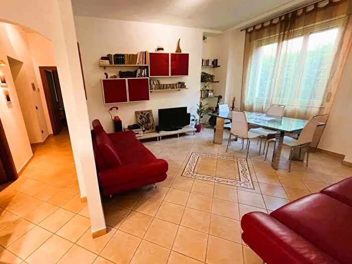 Appartamento trilocale in vendita in Via Ina Casa, Agrigento