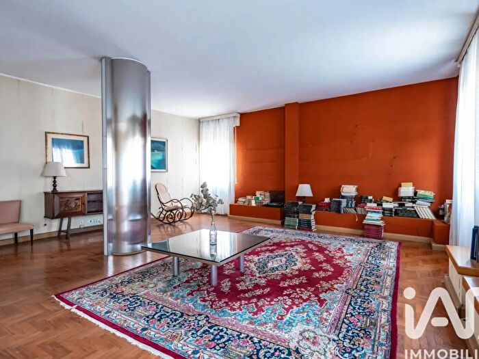 Appartamento con 6 locali in vendita in Via Travasoni, Argenta