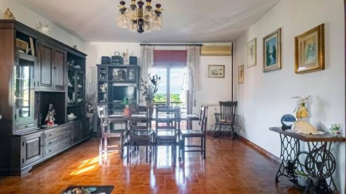 Appartamento quadrilocale in vendita in Via col Fiorito, San Cesareo