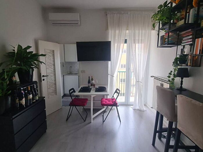 Appartamento monolocale in affitto in Ripa di Porta Ticinese, Navigli Darsena, Milano