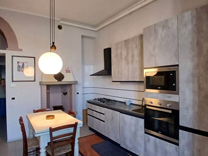 Appartamento bilocale in affitto in Via Giacomo Watt, Barona, Milano