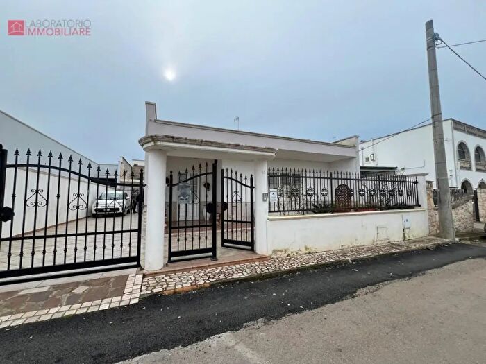 Casa quadrilocale in vendita in Porto Cesareo