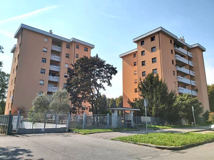 Appartamento trilocale in vendita in Via Claudio Monteverdi, Centro, Pioltello