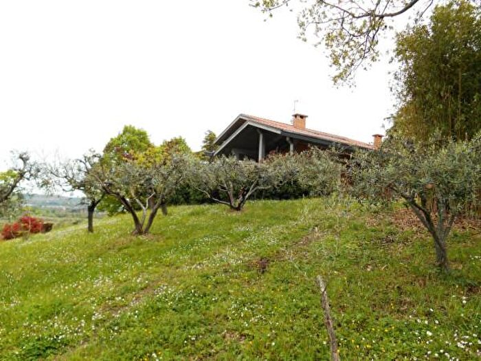 Casa con 6 locali in vendita in Poggio Torriana
