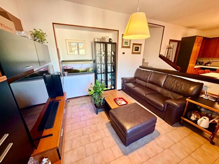 Appartamento trilocale in vendita in Via Nuova, Calendasco