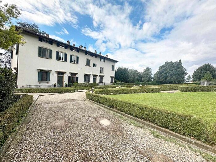 Casa con 6 locali in affitto in Via Di Montalbano, Gignoro, Firenze