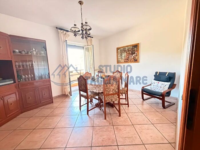 Appartamento quadrilocale in vendita in Via Borghi, Taggia