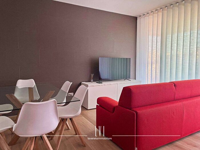 Appartamento trilocale in affitto in Via Olanda, Lido Est, Jesolo