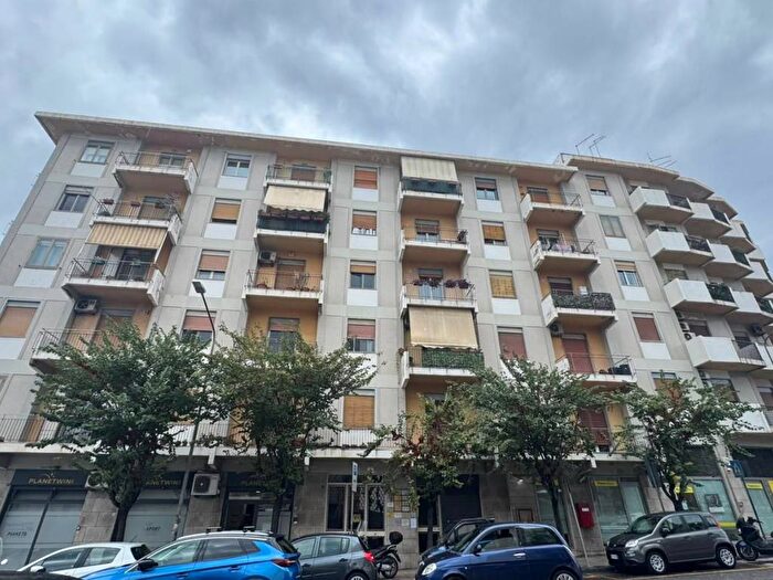Appartamento trilocale in affitto in Via Catania, Provinciale, Messina