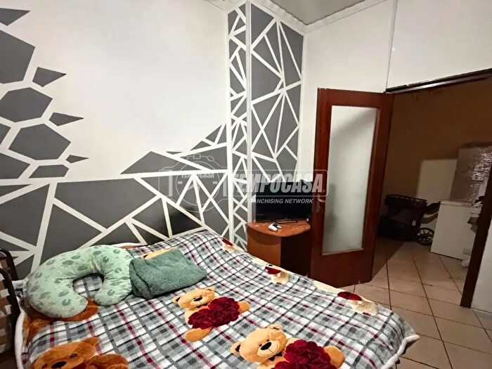 Appartamento con 5 locali in vendita in Via San Vito, Giugliano In Campania