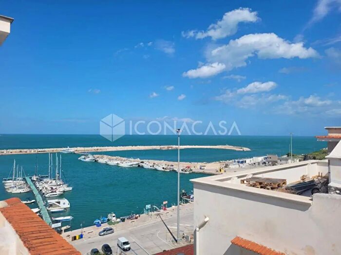 Appartamento bilocale in vendita in Corso Tripoli, Vieste