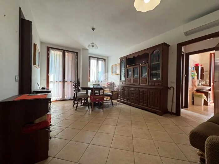 Appartamento bilocale in vendita in Via Tullio Candian, Montechiarugolo